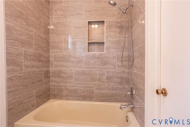 3909 Longleaf Dr, Henrico, VA 23294