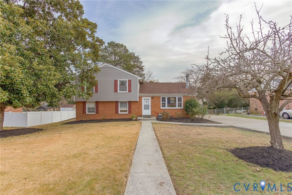 3909 Longleaf Dr, Henrico, VA 23294