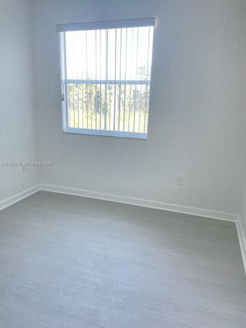 2903 SE 17th Ave 206, Homestead, FL 33035