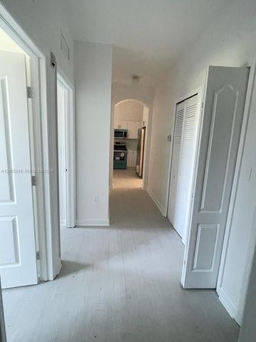 2903 SE 17th Ave 206, Homestead, FL 33035