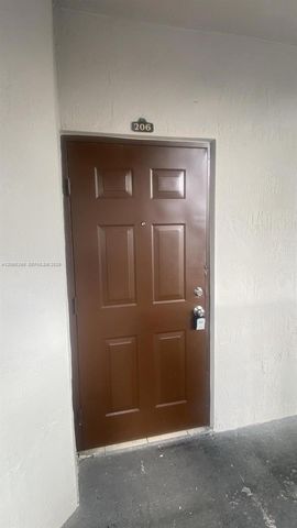 2903 SE 17th Ave 206, Homestead, FL 33035