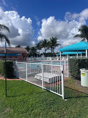 2903 SE 17th Ave 206, Homestead, FL 33035