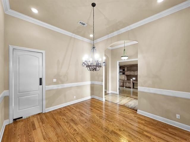 2555 Amberwood Drive, Beaumont, TX 77713