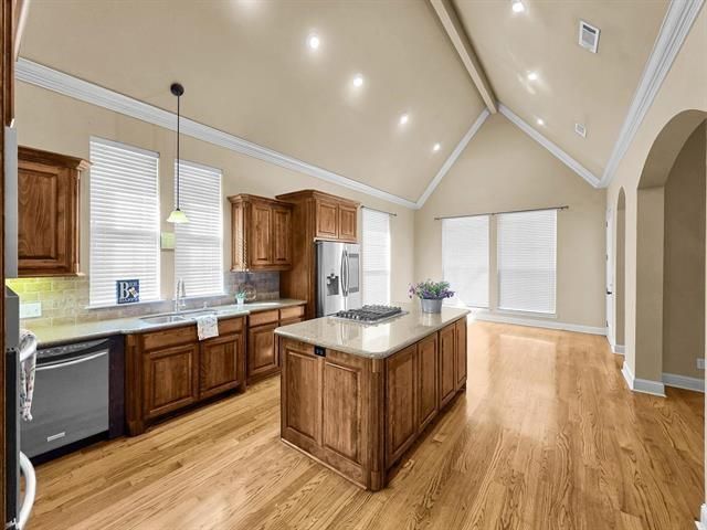 2555 Amberwood Drive, Beaumont, TX 77713