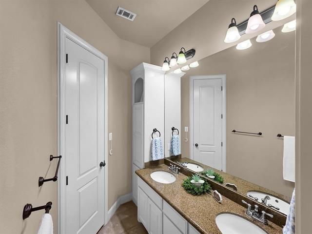 2555 Amberwood Drive, Beaumont, TX 77713