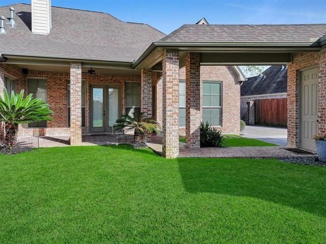 2555 Amberwood Drive, Beaumont, TX 77713