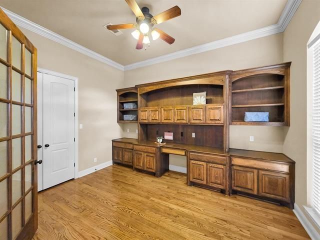2555 Amberwood Drive, Beaumont, TX 77713
