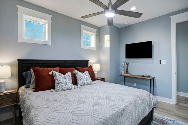 16515 Nassau Way, Jamaica Beach, TX 77554