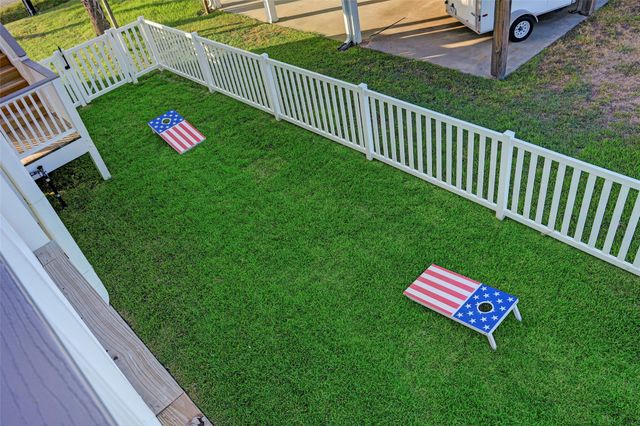 16515 Nassau Way, Jamaica Beach, TX 77554