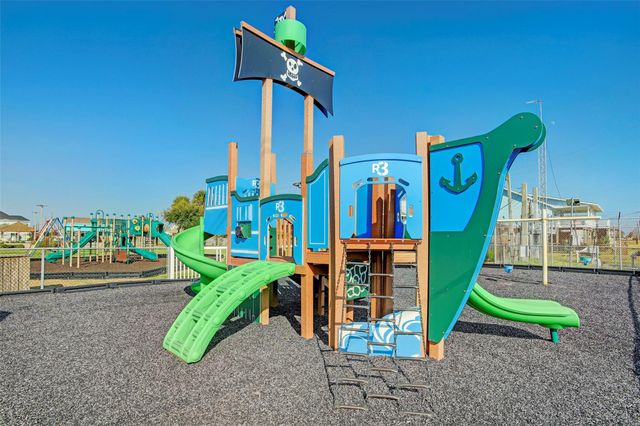 16515 Nassau Way, Jamaica Beach, TX 77554