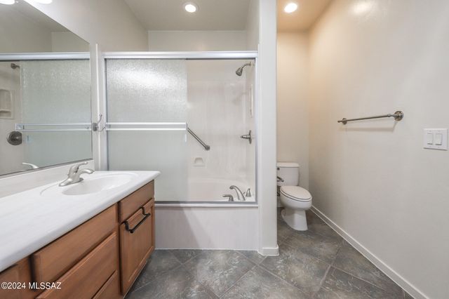 665 E Weckl Place, Tucson, AZ 85704