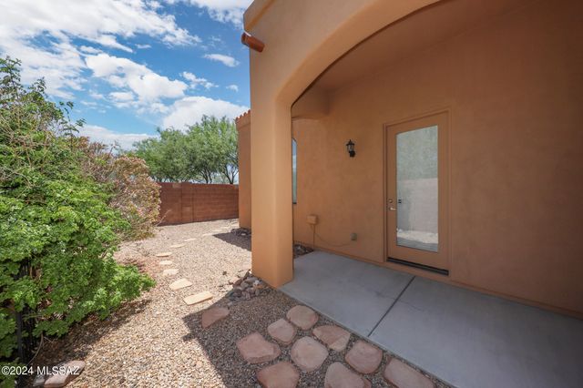 665 E Weckl Place, Tucson, AZ 85704