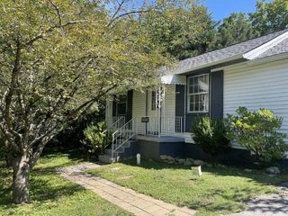 1404 Sevier Ct, Nashville, TN 37206