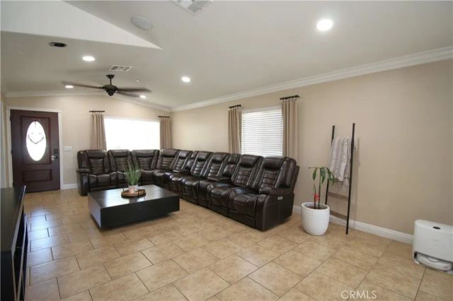 339 7th Street, Perris, CA 92571
