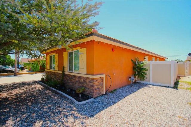 339 7th Street, Perris, CA 92571
