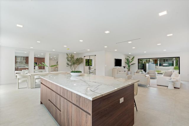 1032 SE 13th Terrace, Fort Lauderdale, FL 33316