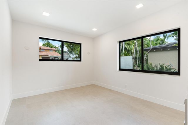 1032 SE 13th Terrace, Fort Lauderdale, FL 33316