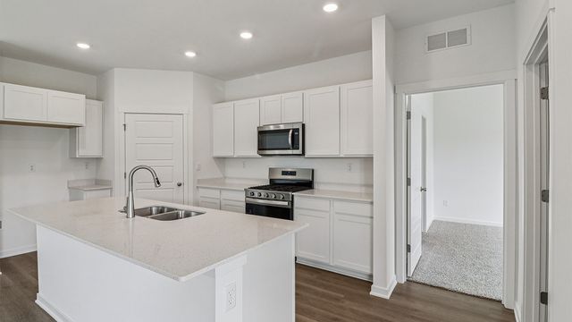 6304 Redwood Court, Wonder Lake, IL 60097