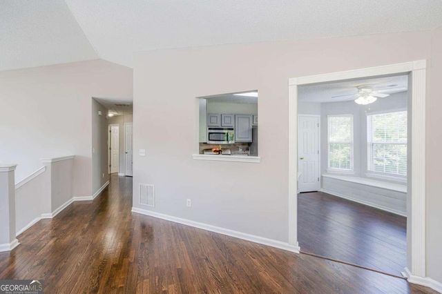 3272 Peach Court NW, Acworth, GA 30101