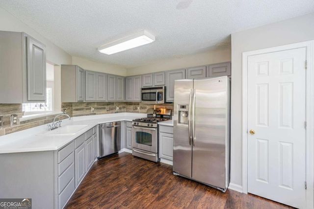 3272 Peach Court NW, Acworth, GA 30101