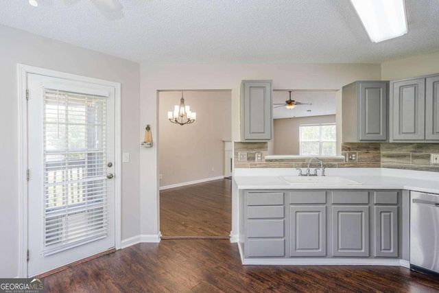 3272 Peach Court NW, Acworth, GA 30101