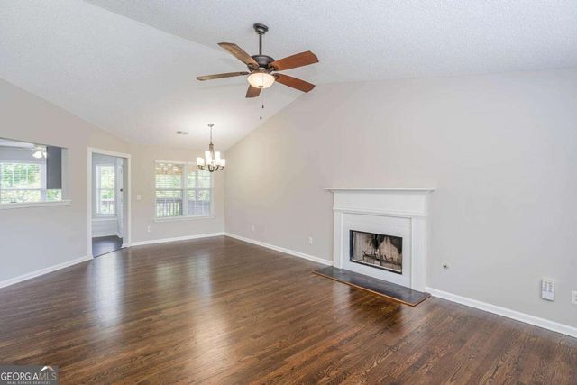 3272 Peach Court NW, Acworth, GA 30101