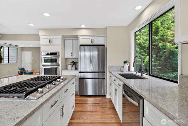 6162 144th Pl SE, Bellevue, WA 98006