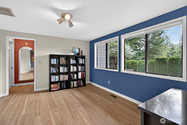 6162 144th Pl SE, Bellevue, WA 98006