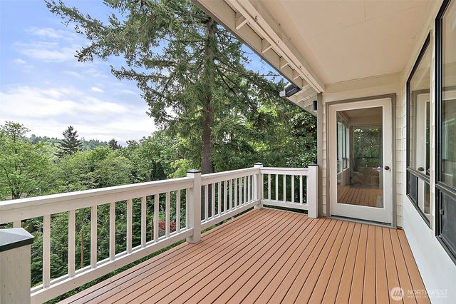 6162 144th Pl SE, Bellevue, WA 98006