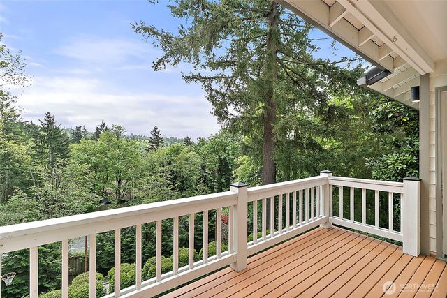 6162 144th Pl SE, Bellevue, WA 98006