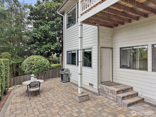6162 144th Pl SE, Bellevue, WA 98006