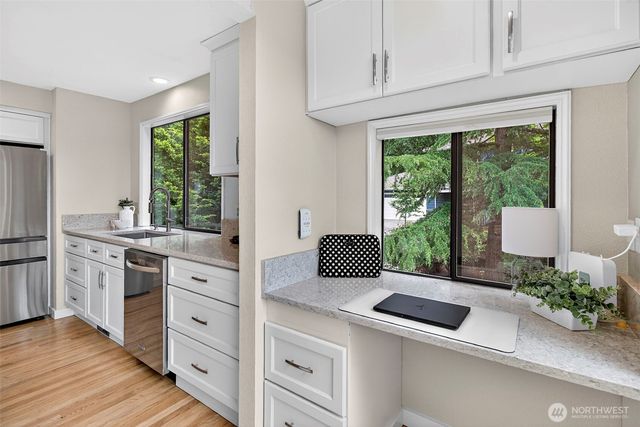 6162 144th Pl SE, Bellevue, WA 98006