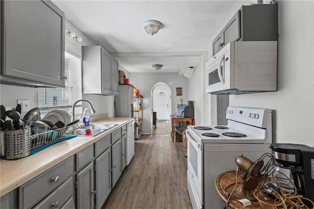 3713 Wood Avenue, Kansas City, KS 66102