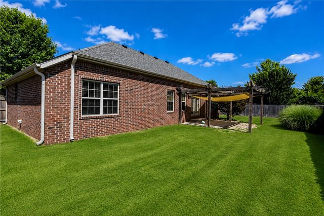 3003 SW Woodruff Avenue, Bentonville, AR 72712