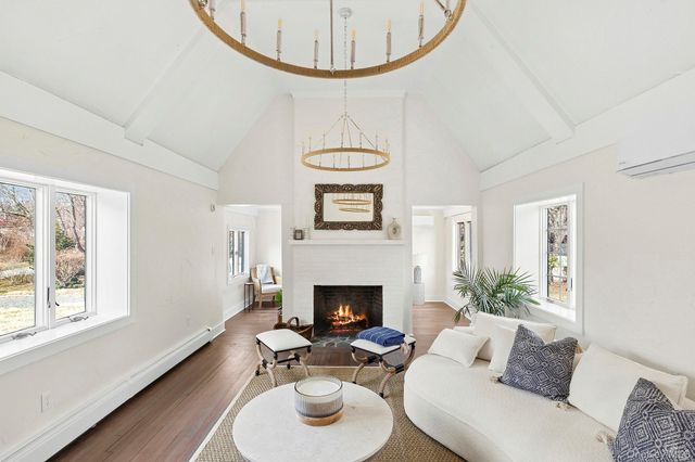 205 Fairview Avenue, Montauk, NY 11954