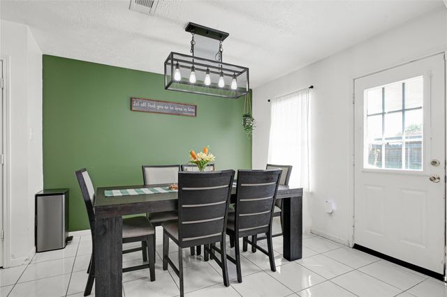 5007 Ridgeway Drive, Pasadena, TX 77504