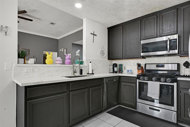 5007 Ridgeway Drive, Pasadena, TX 77504