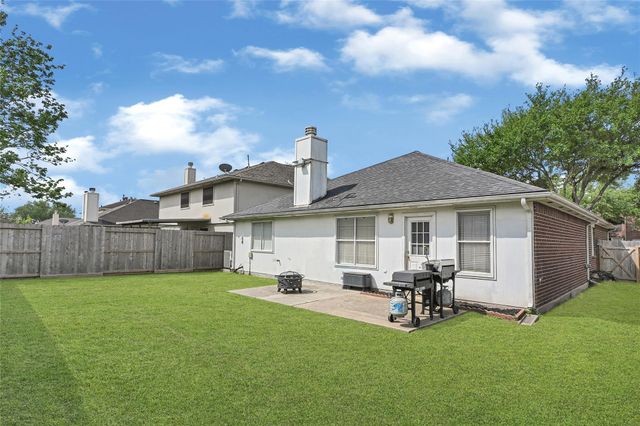 5007 Ridgeway Drive, Pasadena, TX 77504