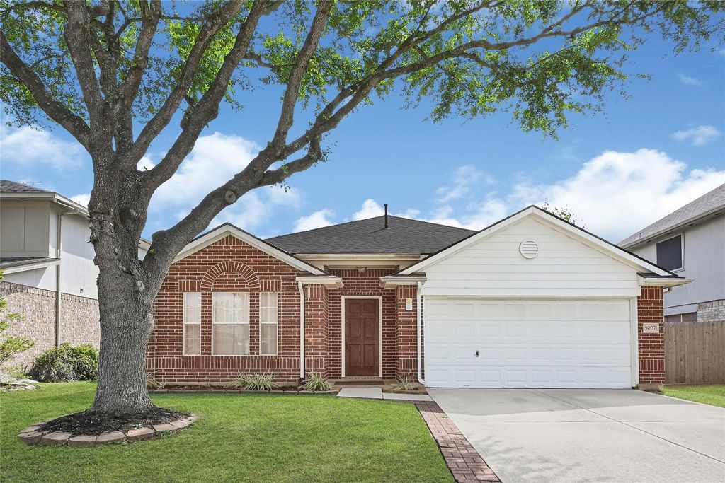 5007 Ridgeway Drive, Pasadena, TX 77504