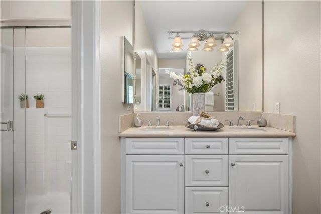 33 Flowerbud, Irvine, CA 92603