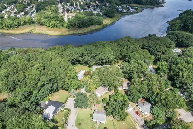 35 Lane E, Warwick, RI 02888