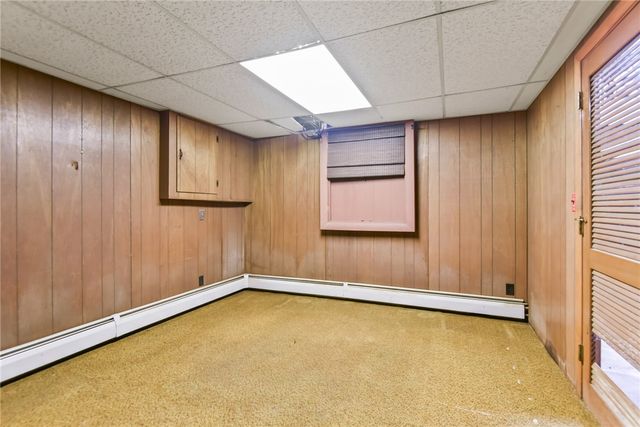 35 Lane E, Warwick, RI 02888