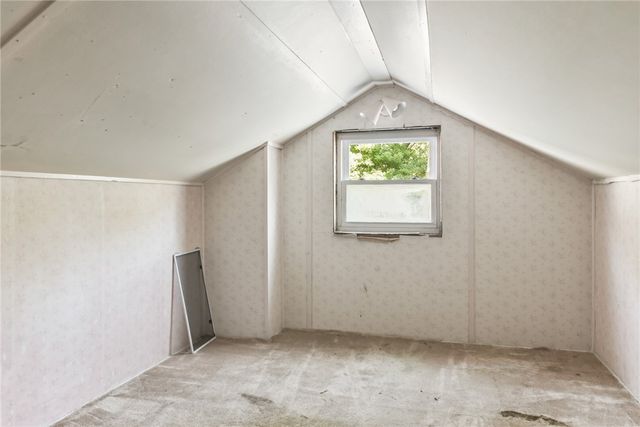 35 Lane E, Warwick, RI 02888