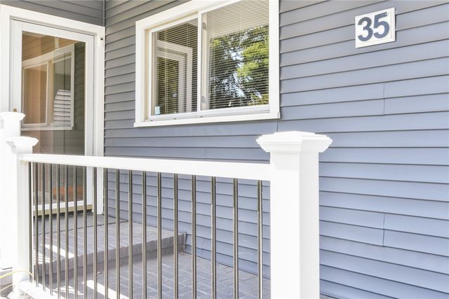 35 Lane E, Warwick, RI 02888