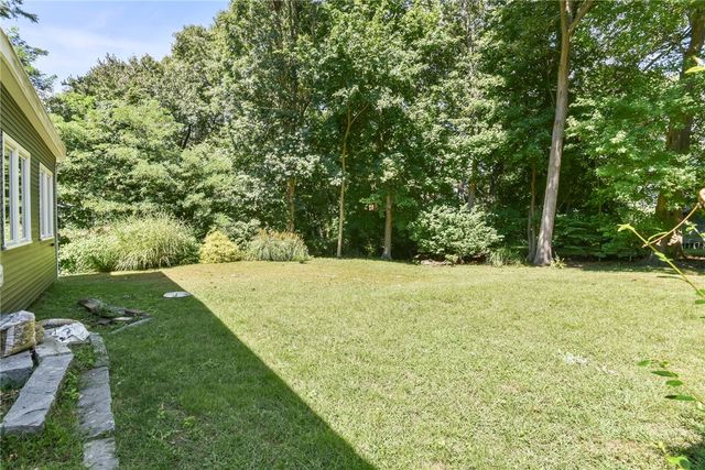 35 Lane E, Warwick, RI 02888