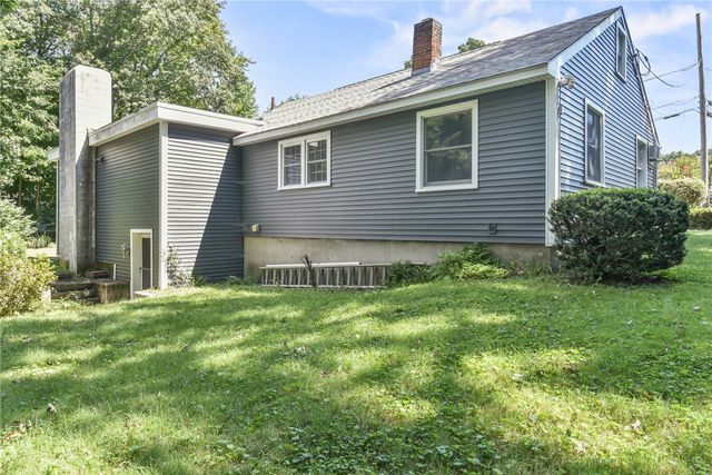 35 Lane E, Warwick, RI 02888
