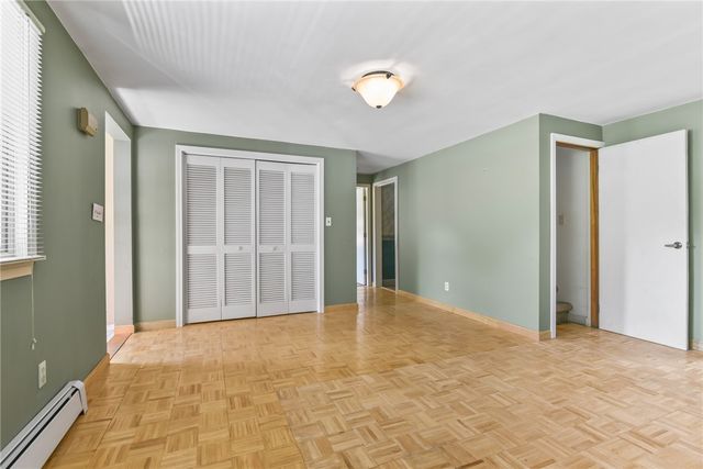 35 Lane E, Warwick, RI 02888