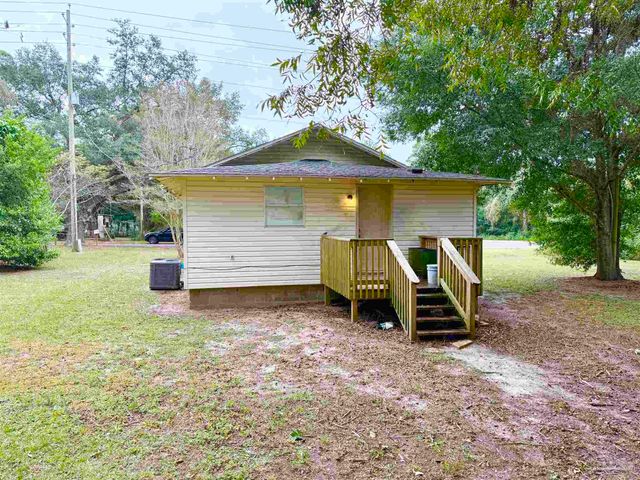 1829 Bainbridge Ave, Pensacola, FL 32507