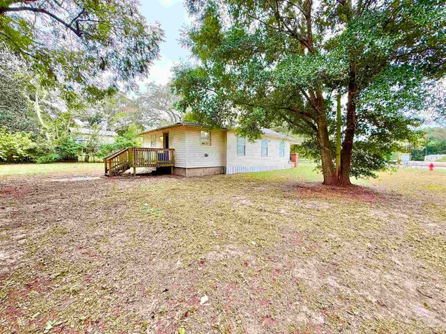 1829 Bainbridge Ave, Pensacola, FL 32507