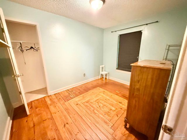 1829 Bainbridge Ave, Pensacola, FL 32507